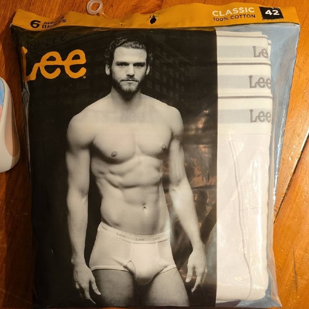 Lee Men's White Cotton Briefs 42